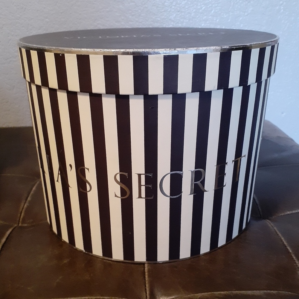 Victoria's Secret Display Box